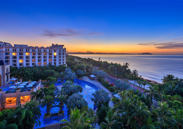 三亚湾皇冠假日度假酒店